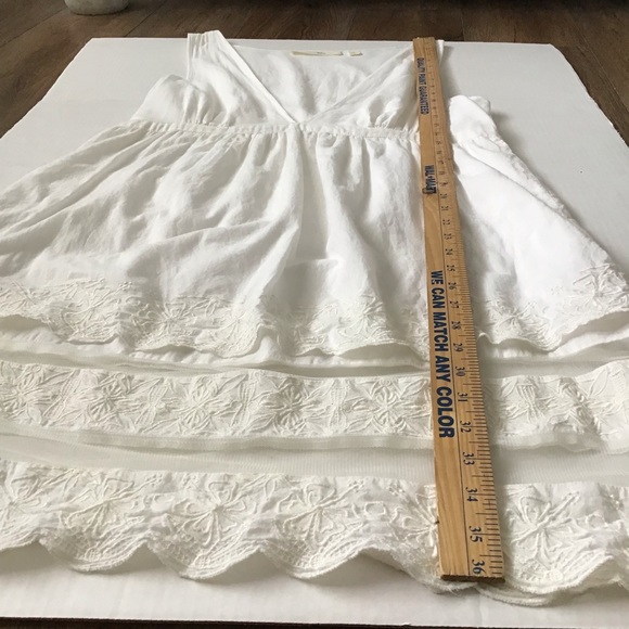 Feather Bone Sleeveless Tiered White Dress Lace Detail Size Medium - Picture 11 of 13